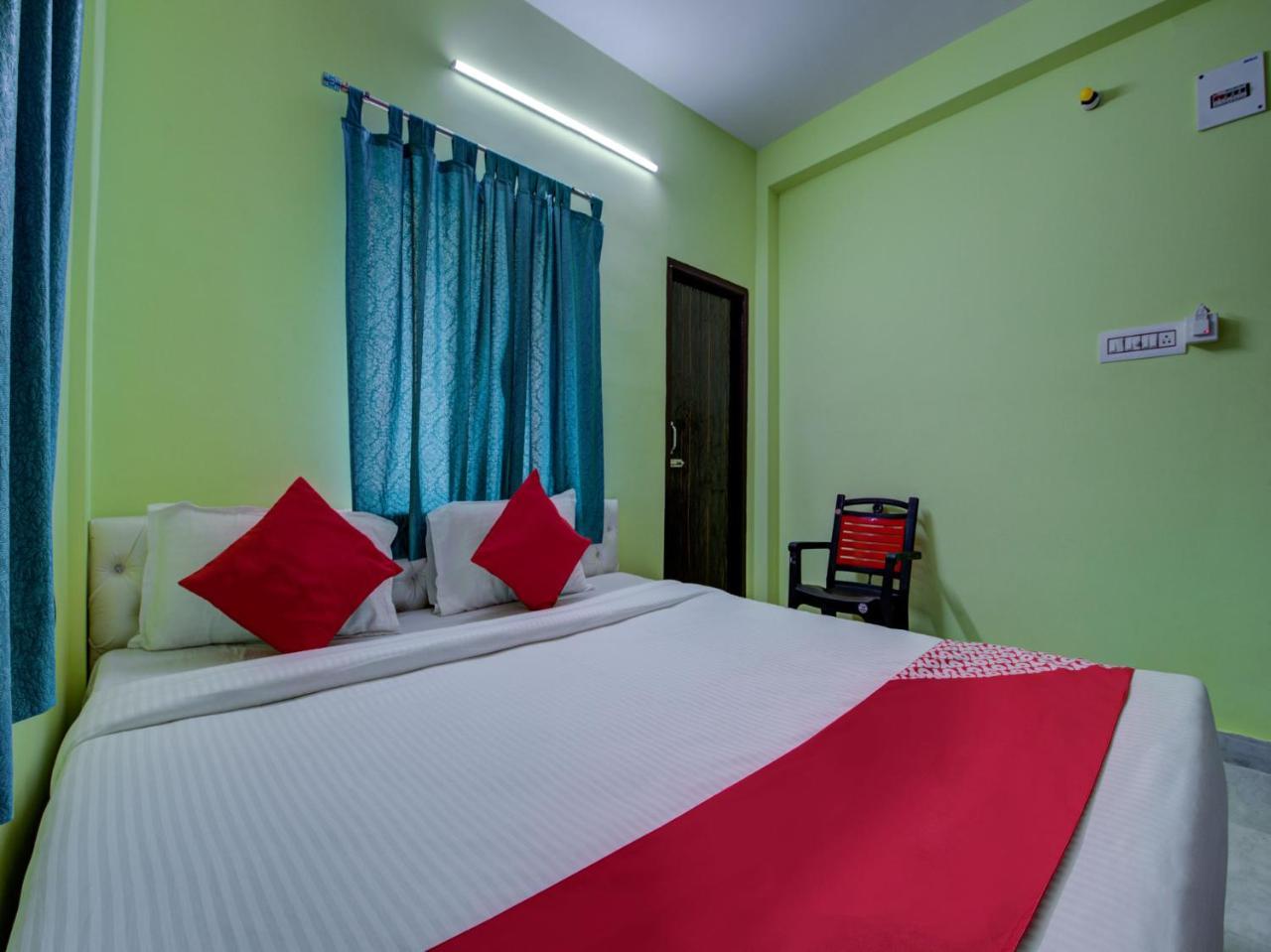 Flagship 13777 Vip Palace Hotel Kolkata